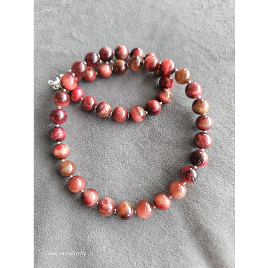 Naszyjnik z kamieni tygrysiego oka